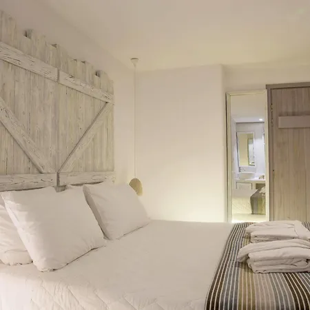 Ξενοδοχείο Three Shades Mykonos