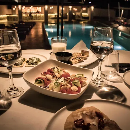 Ξενοδοχείο Three Shades Mykonos