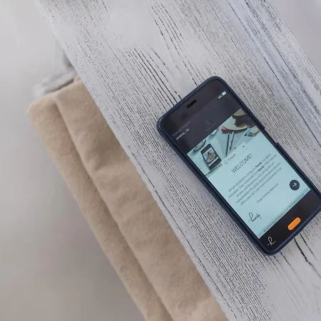 מלון Three Shades Mykonos 4*