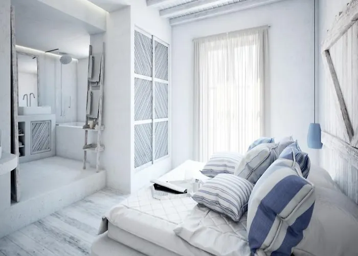 מלון Three Shades Mykonos 4*