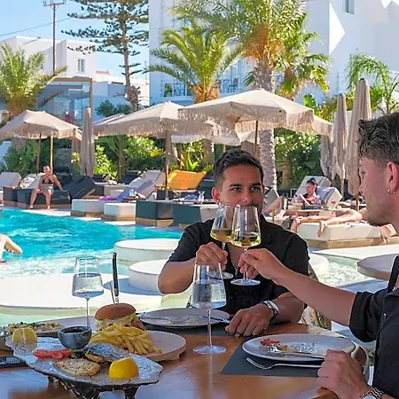 酒店 Three Shades Mykonos 4*