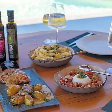 酒店 Three Shades Mykonos 4*