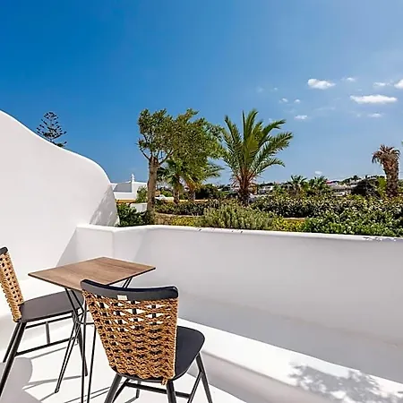 Three Shades Mykonos 4*