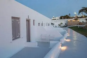 Three Shades Mykonos Hotell 4*