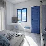 酒店 Three Shades Mykonos 4*