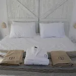 Three Shades Mykonos 酒店