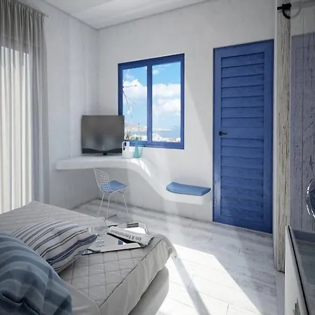 فندق Three Shades Mykonos 4*