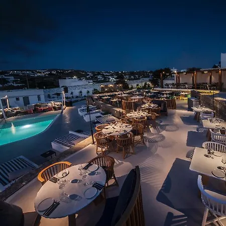 Three Shades Mykonos فندق 4*
